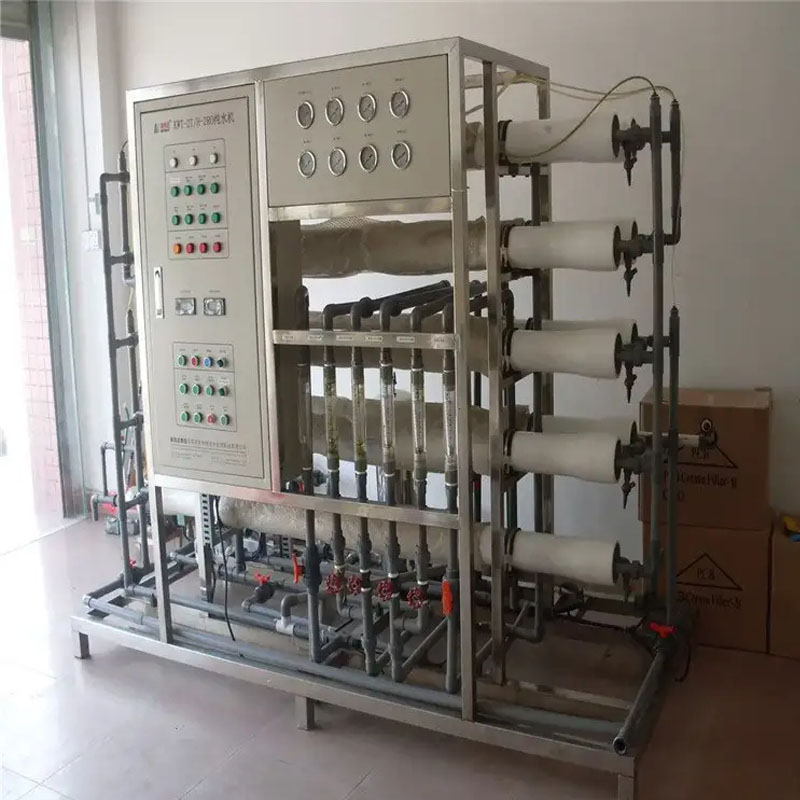 Deionized Water Generator